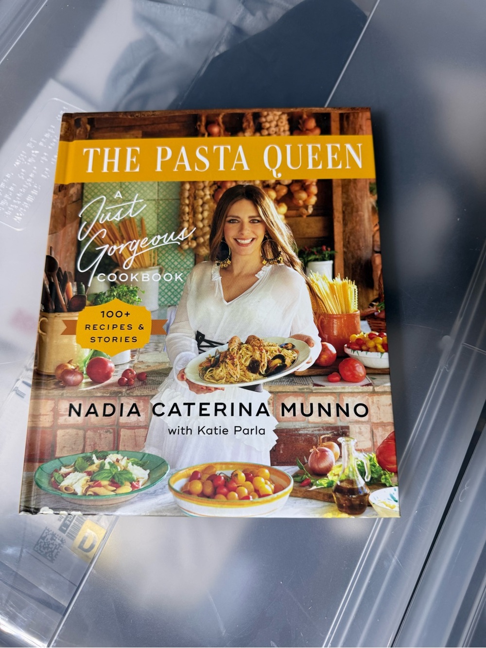 Williams Sonoma The Pasta Queen Cookbook/Recipebook - NWT - Delicious!